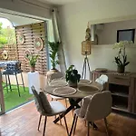 Tropez Centre Parking Et Jardin Prive Inclus Σαιν-Τροπέ
