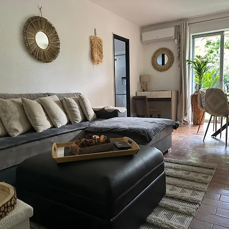 Tropez Centre Parking Et Jardin Privé Inclus Appartement Saint-Tropez