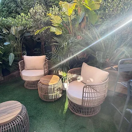 Saint Tropez Centre Parking Et Jardin Prive Inclus *