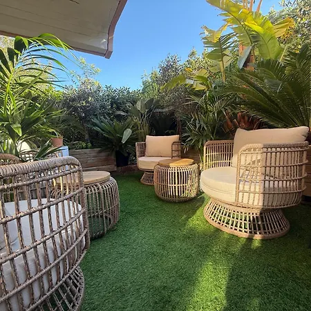 Tropez Centre Parking Et Jardin Prive Inclus سان تروبيه