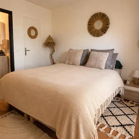 Tropez Centre Parking Et Jardin Prive Inclus * サントロペ